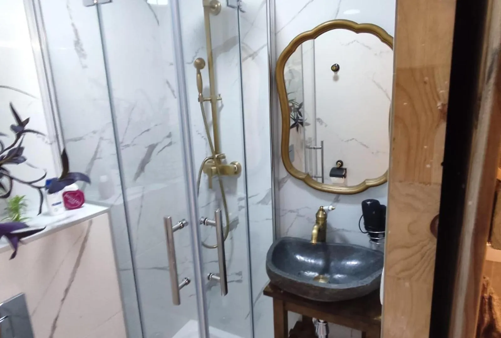 Private Rooms Барселона Испания