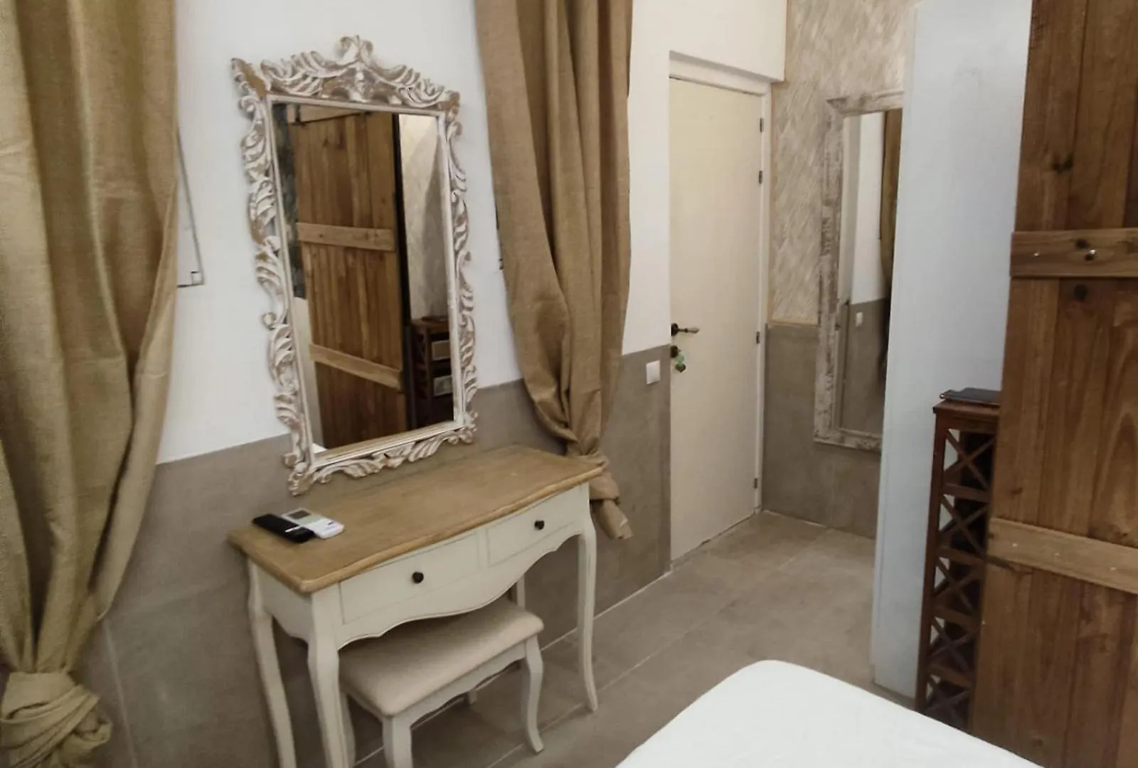 Гостевой дом Private Rooms Барселона