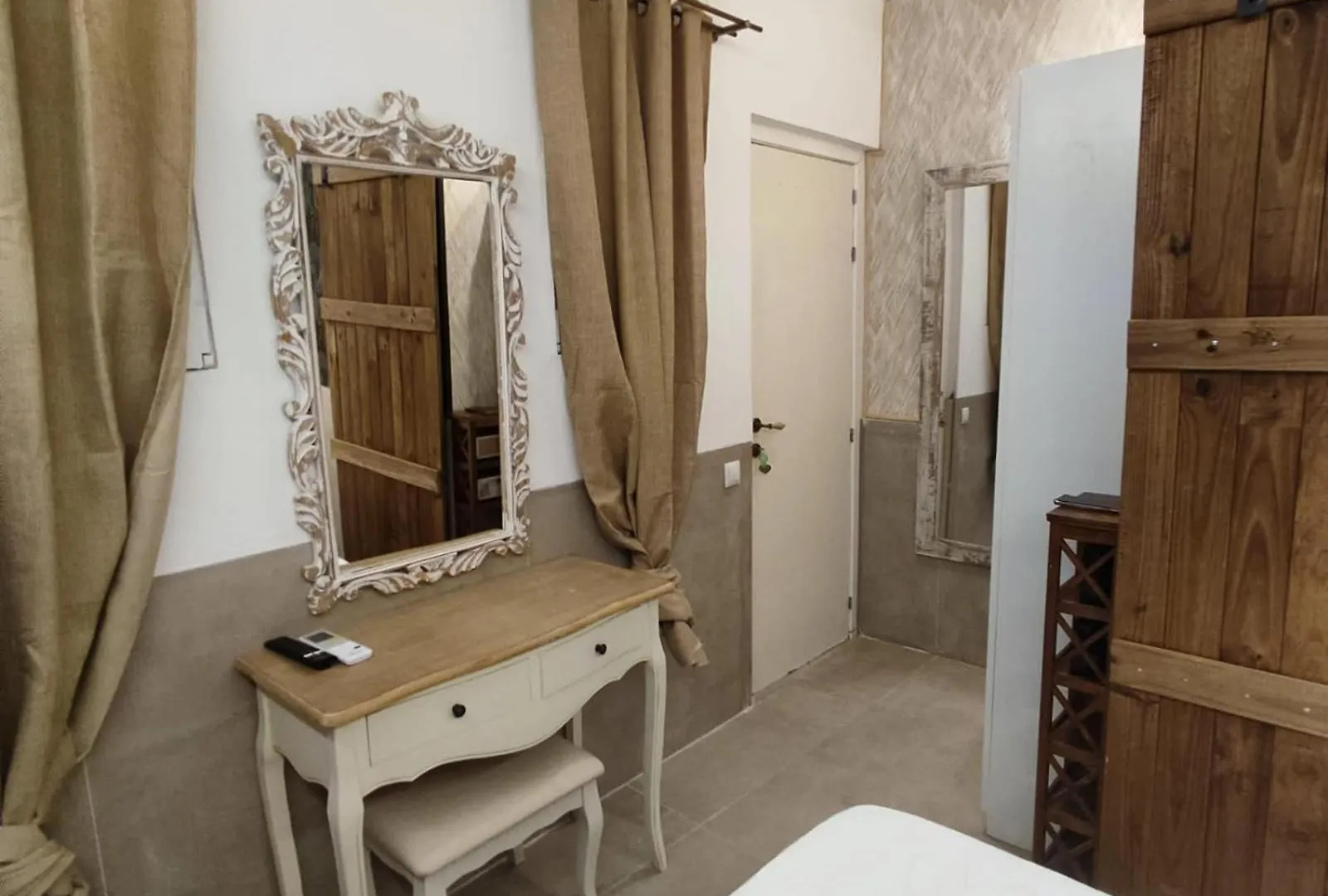 Гостевой дом Private Rooms Барселона