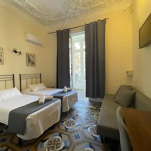 2* Guest house Balmes Centro